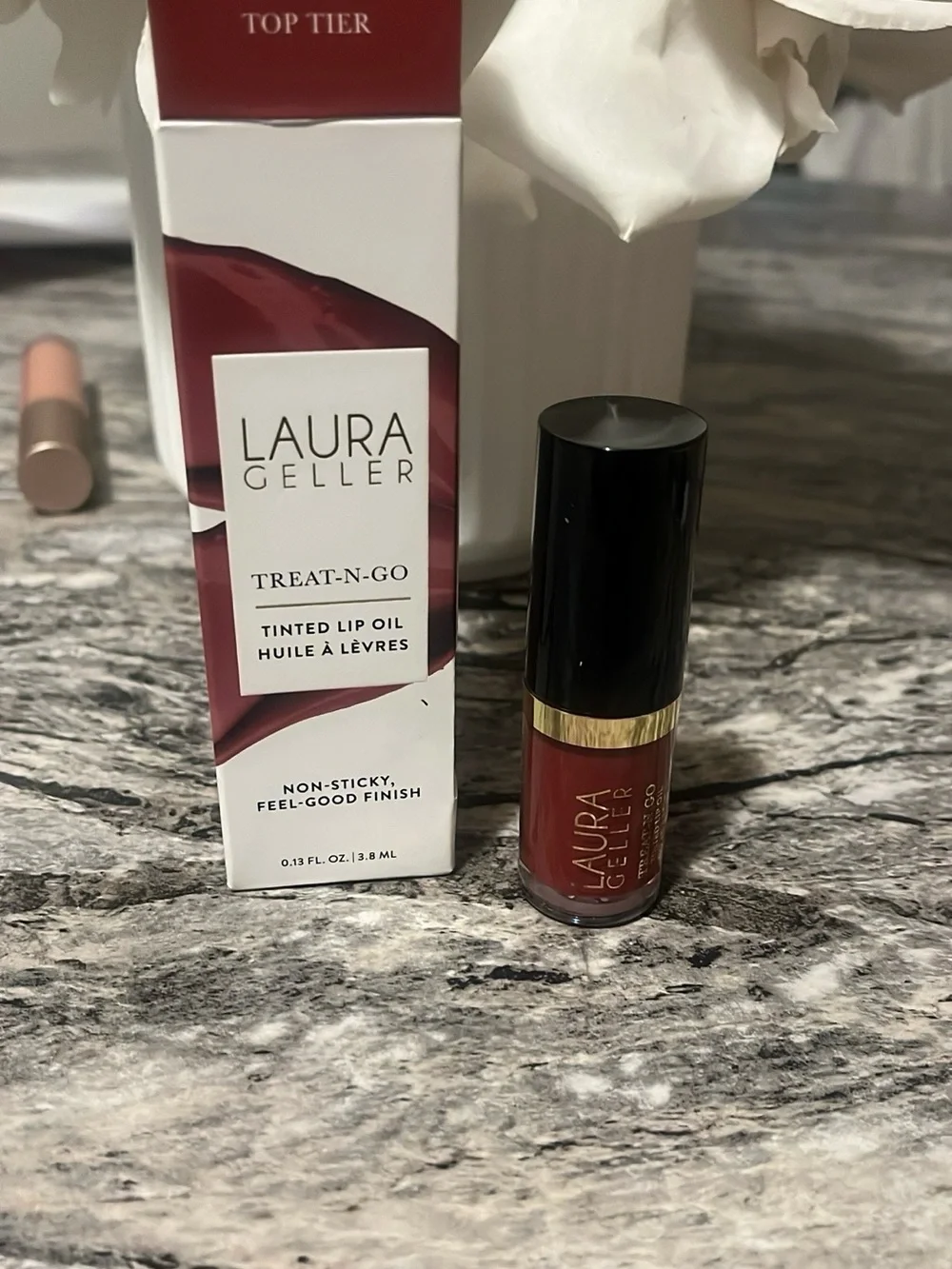 Laura Geller Truffle Duo Lipsticks in Top Tier andRunner Up